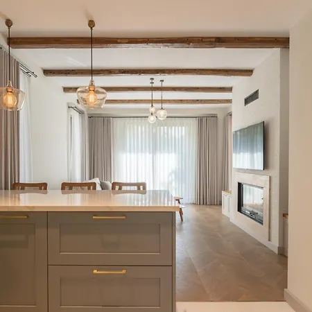 Βίλα Mimosa Mansions