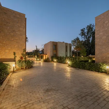 Villa Mimosa Mansions *