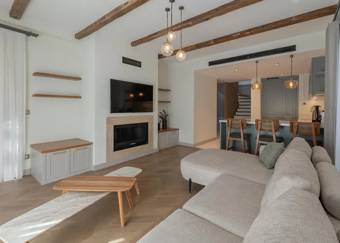 Mimosa Mansions Villa *