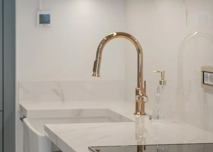 Vila Mimosa Mansions *